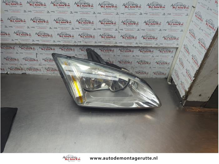 Gebruikte Koplamp rechts Ford Focus O189707
