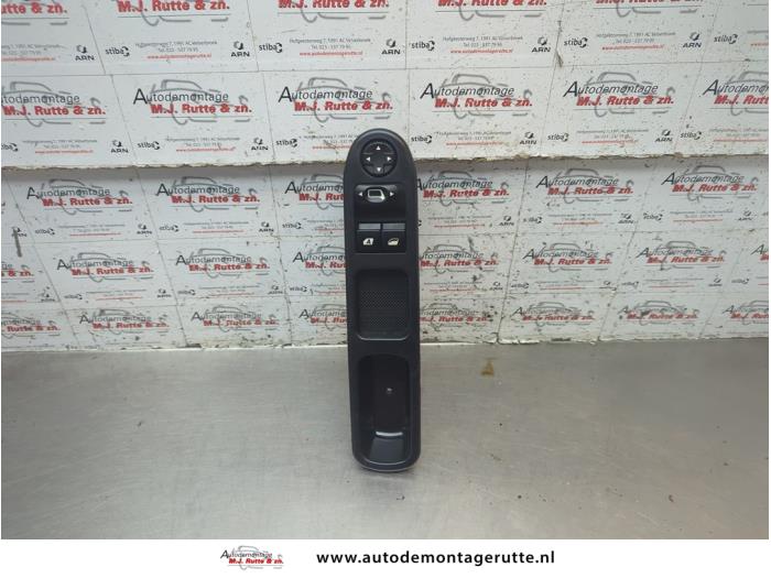 Gebruikte Schakelblok ruiten Peugeot 207 O189750