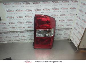 O189757 Gebruikte achterlicht rechts Kia Carnival