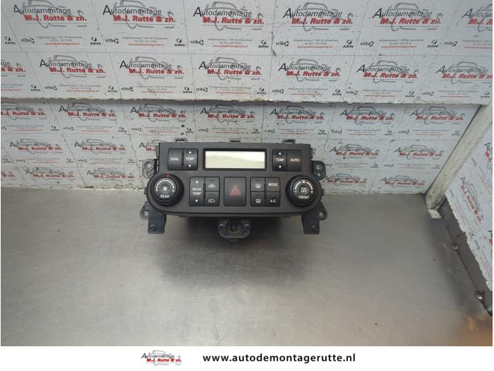 Gebruikte Kachel Bedieningspaneel Kia Carnival O189764
