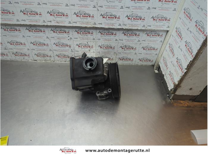 Gebruikte Pomp Servo Mercedes E-Klasse O189779