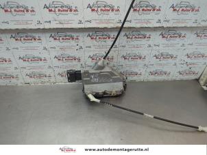 O189812 Gebruikte slotmechaniek portier 4deurs links-achter Peugeot 508