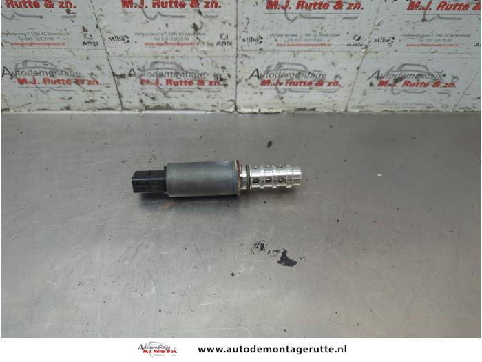 Gebruikte Nokkenas Verstelling Skoda Octavia O189828