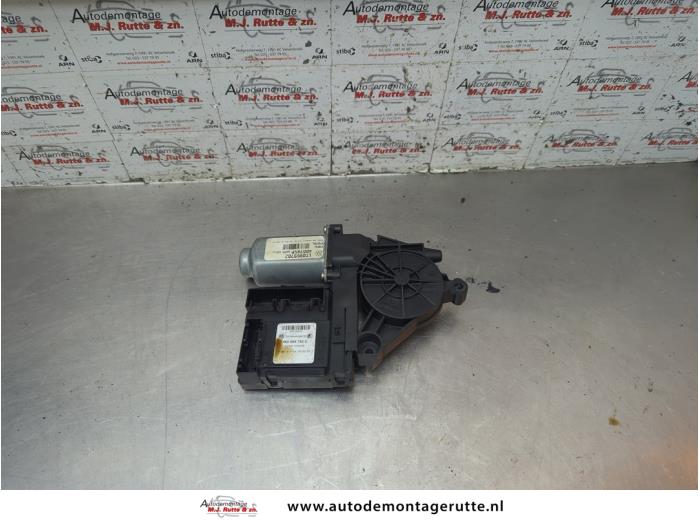 Gebruikte Raammotor Portier Skoda Octavia O189830