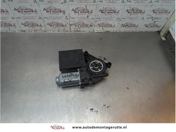 Gebruikte Raammotor Portier Skoda Octavia O189829