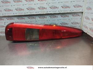 O189866 Gebruikte achterlicht links Ford Fusion