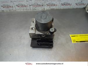 O189875 Gebruikte abs pomp Opel Corsa