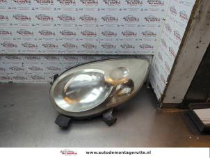O189882 Gebruikte koplamp links Citroen C1