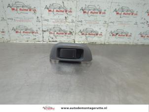 O189886 Gebruikte elektrisch raam schakelaar Citroen C1