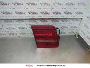 O189915 Gebruikte achterlicht links Audi A8