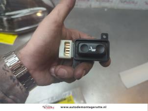 O189989 Gebruikte schakelaar stoelverstelling Lexus RX