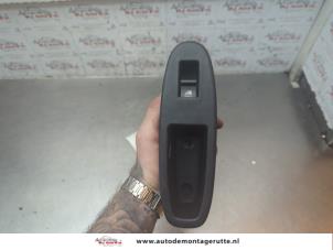 O189996 Gebruikte elektrisch raam schakelaar Alfa Romeo 159