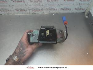 O190008 Gebruikte achterklep slotmechaniek Honda Jazz