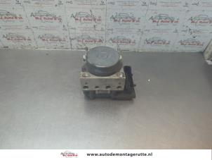 O190067 Gebruikte abs pomp Opel Corsa