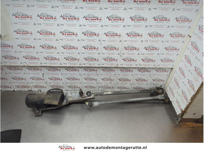 Gebruikte Ruitenwismotor+Mechaniek Ford Focus O190085