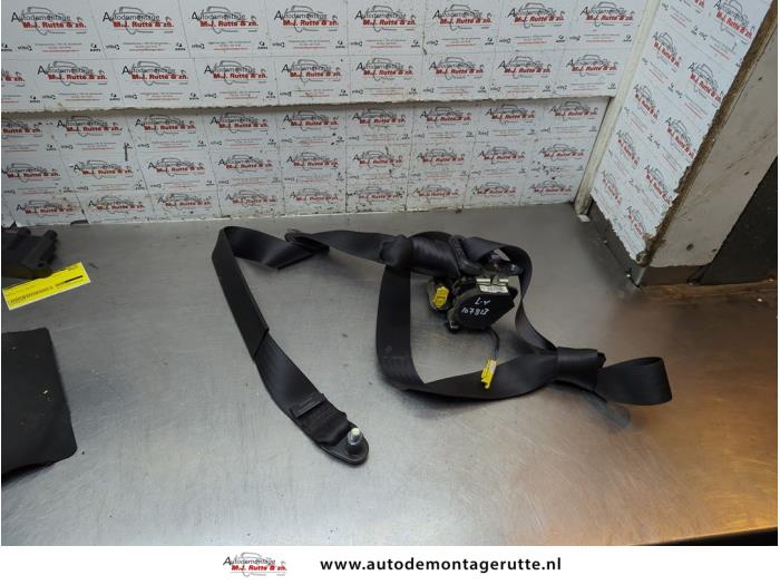 Gebruikte Veiligheidsgordel links-voor Fiat Doblo O190112