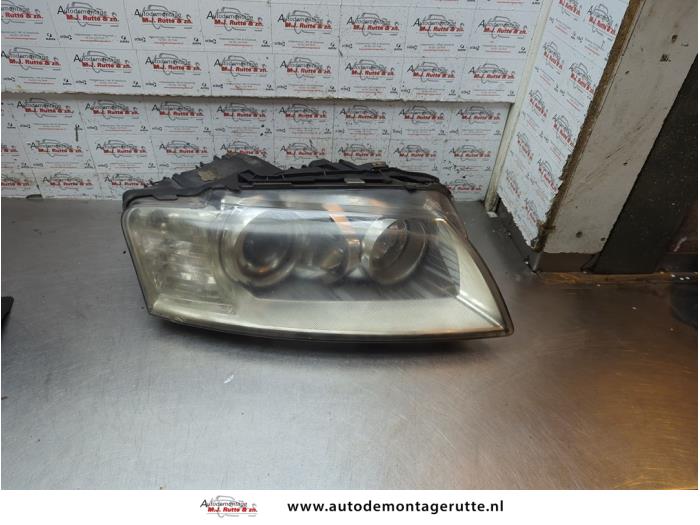 Gebruikte Koplamp rechts Audi A8 O190122