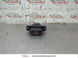 O190131 Gebruikte schakelaar paniekverlichting Hyundai I10