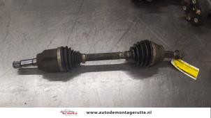 O190201 Gebruikte steekas links-voor Opel Combo