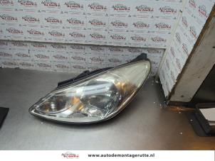 O190316 Gebruikte koplamp links Hyundai I10