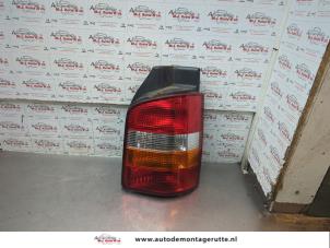 O190327 Gebruikte achterlicht rechts Volkswagen Transporter