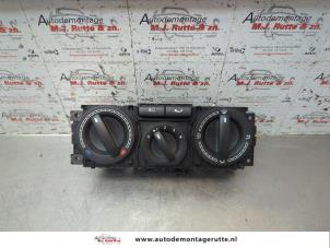 O190330 Gebruikte kachel bedieningspaneel Volkswagen Transporter