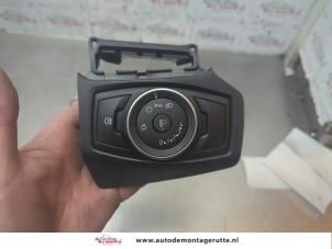 O190344 Gebruikte schakelaar licht Ford Focus