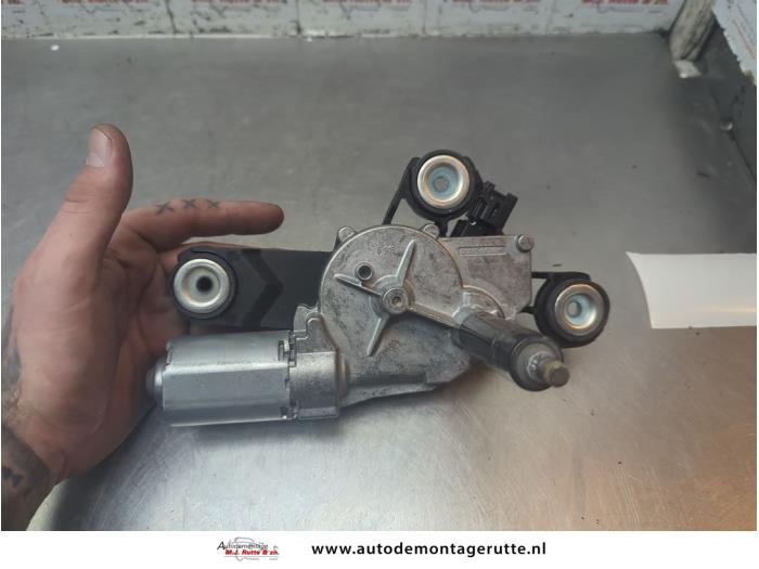 Gebruikte Motor Ruitenwisser achter Ford Focus O190348