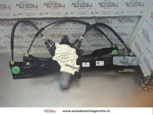O190349 Gebruikte ruitmechaniek 4deurs rechts-voor Ford Focus