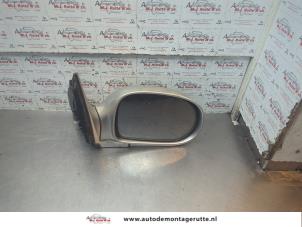 O190391 Gebruikte buitenspiegel rechts Kia Carnival