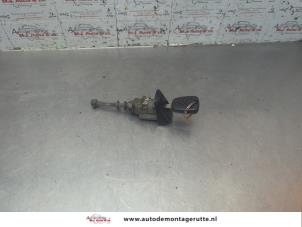 O190402 Gebruikte portierslot cilinder links Citroen C4