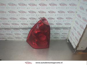 O190406 Gebruikte achterlicht links Peugeot 307