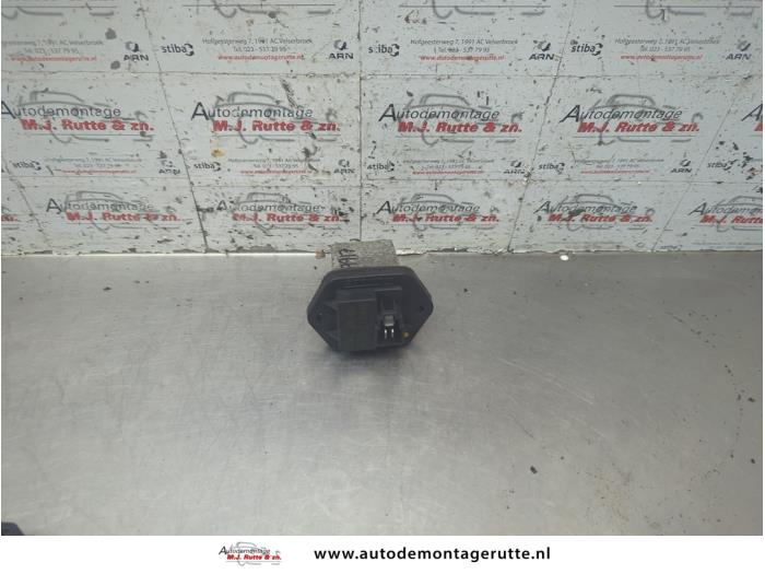 Gebruikte Kachel Weerstand Kia Carnival O190411