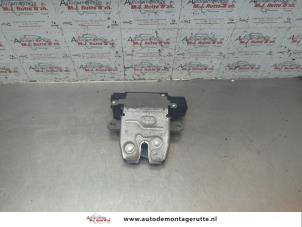 O190412 Gebruikte slotmechaniek achterklep Ford S-Max