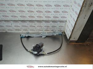O190422 Gebruikte raammechaniek 2deurs rechts-voor Renault Twingo