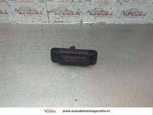 O190432 Gebruikte schakelaar achterklep Renault Twingo
