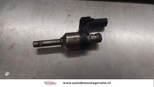 O190450 Gebruikte injector (benzine injectie) Volkswagen Golf