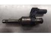 Gebruikte Injector (benzine injectie) Volkswagen Golf O190450