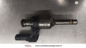 O190452 Gebruikte injector (benzine injectie) Volkswagen Golf