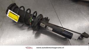 O190456 Gebruikte voorpoot rechts Volkswagen Golf