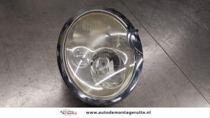 O190560 Gebruikte rechter koplamp Mini Cooper S