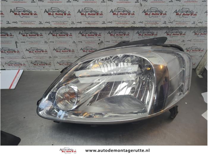 Gebruikte Linker Koplamp Volkswagen Fox O190565