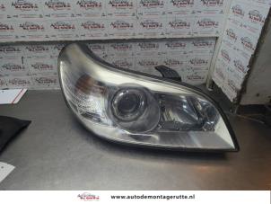 O190569 Gebruikte rechter koplamp Chevrolet Epica