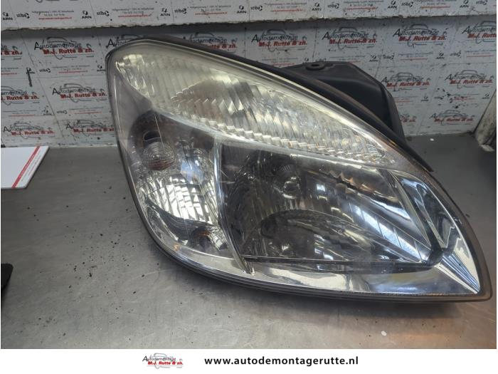 Gebruikte Koplamp rechts Kia Rio O190576