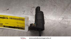 O190607 Gebruikte ruitensproeierpomp voor Volkswagen Golf
