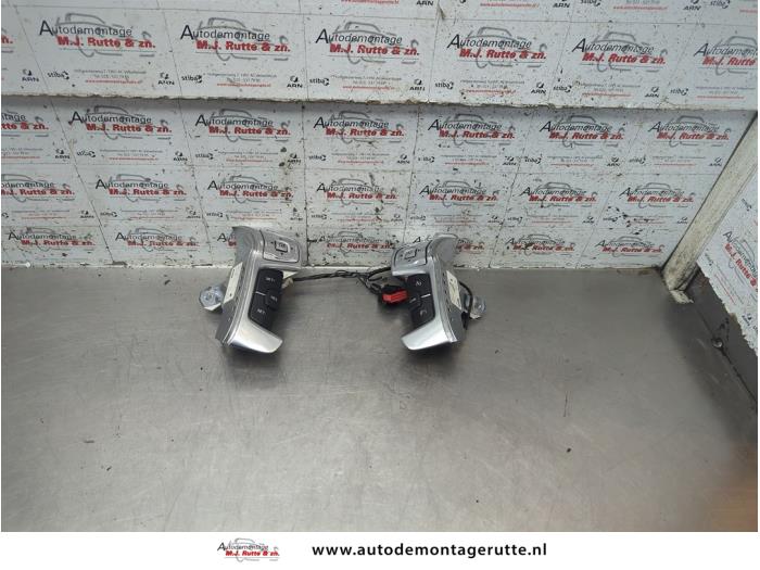 Gebruikte Schakelaar stuurbediening Ford S-Max O190626