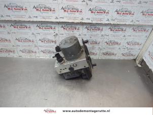 O190658 Gebruikte abs pomp BMW 7-Serie