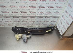 O190673 Gebruikte raammechaniek 4deurs links-achter BMW 7-Serie
