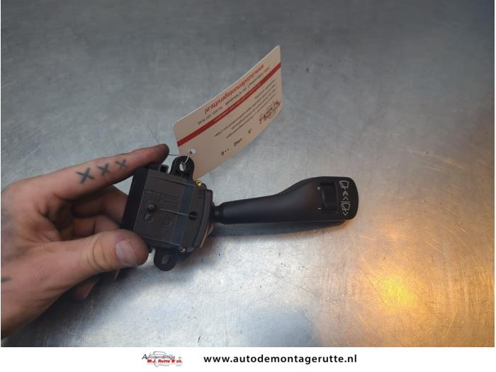 Gebruikte Schakelaar Ruitenwisser BMW 3-Serie O190726
