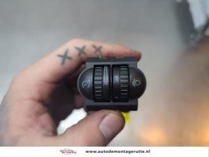 O190775 Gebruikte schakelaar koplamp ihv Volkswagen Golf